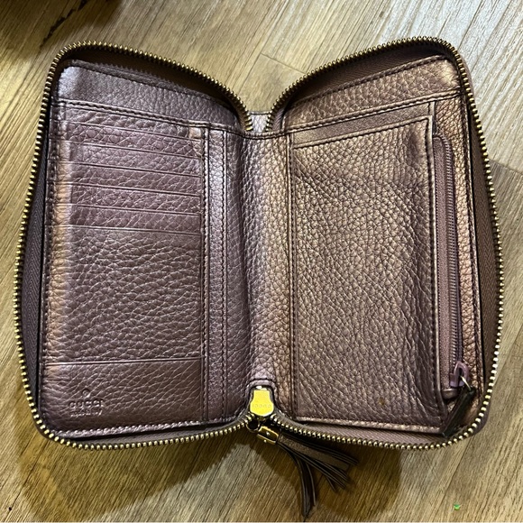 Gucci Small Soho Disco Metallic Wallet - Picture 5 of 16
